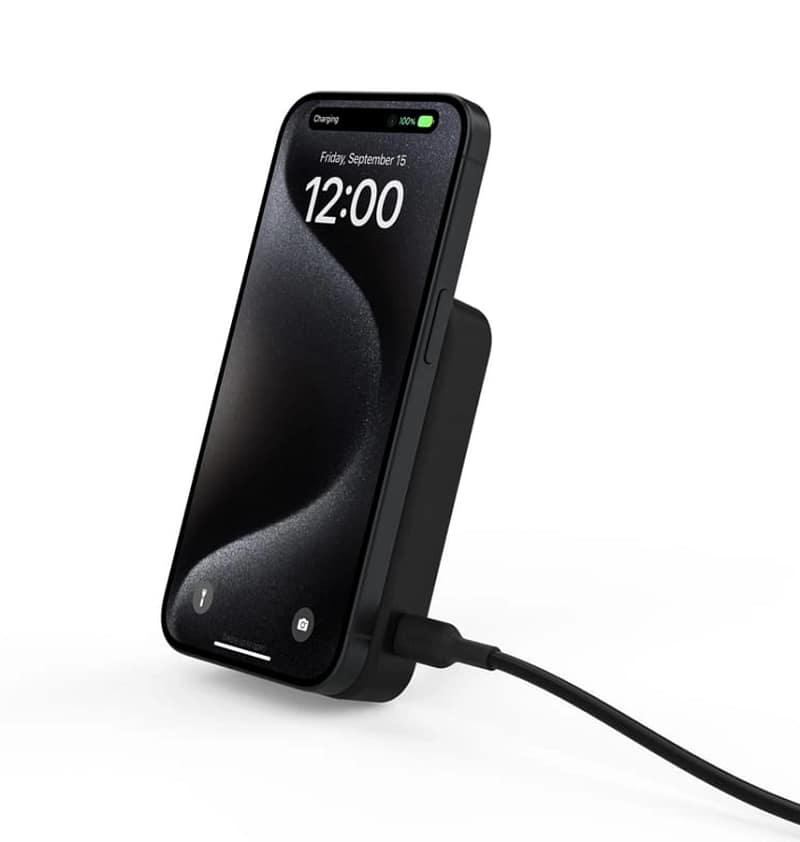Belkin BoostCharge Qi2 15W 10K Power Bank Wireless Charger, Black(BPD008BTBK) 45cm USB-C to USB-C Cable, 15W Total Power, 4-Port Power Bank