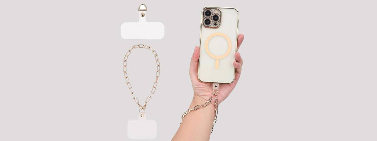 Be Careful Of Using Your Phone Outdoors