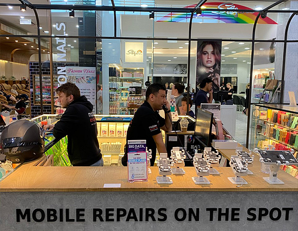 Rapid Phone Repairs in North Lakes | Mobile Experts