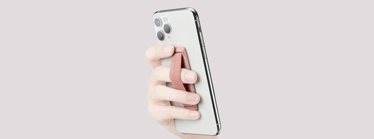 Use A Pop Socket Or Grip Accessory